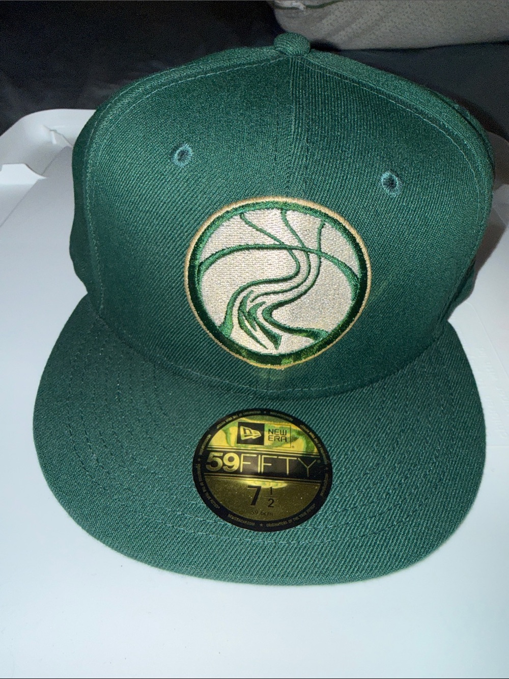 Milwaukee Bucks NBA Twilight 59FIFTY Fitted Hat